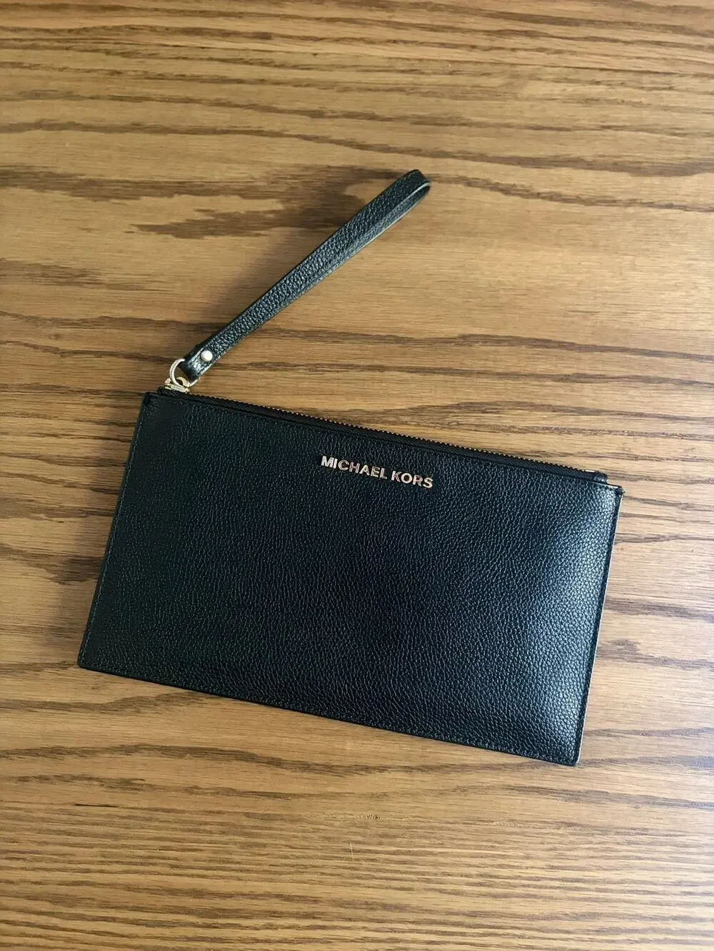 Michael Kors Jet Set Black Pebbled Leather Large Zip Wristlet Clutch Bag